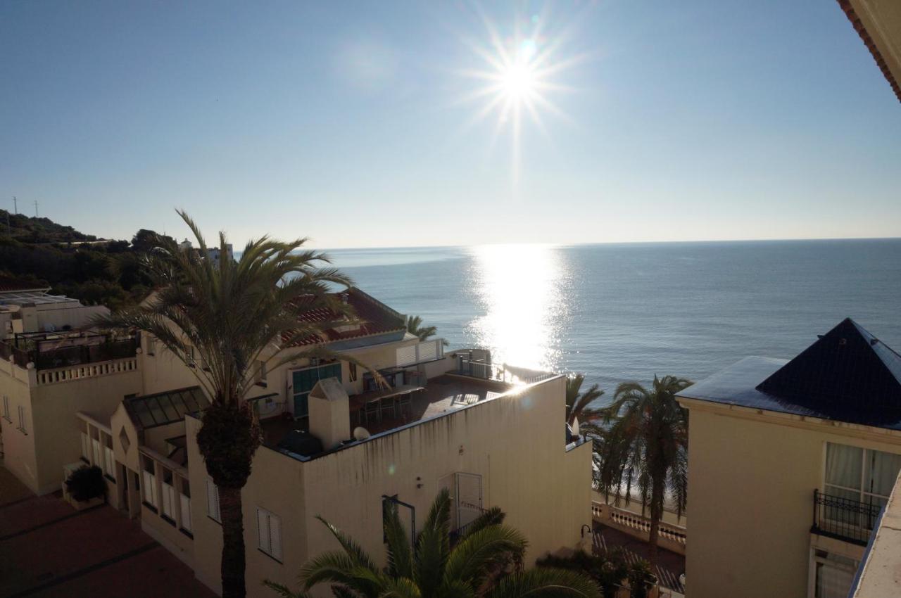 Apartamento La Marina Seaview Penthouse Sitges Exterior foto
